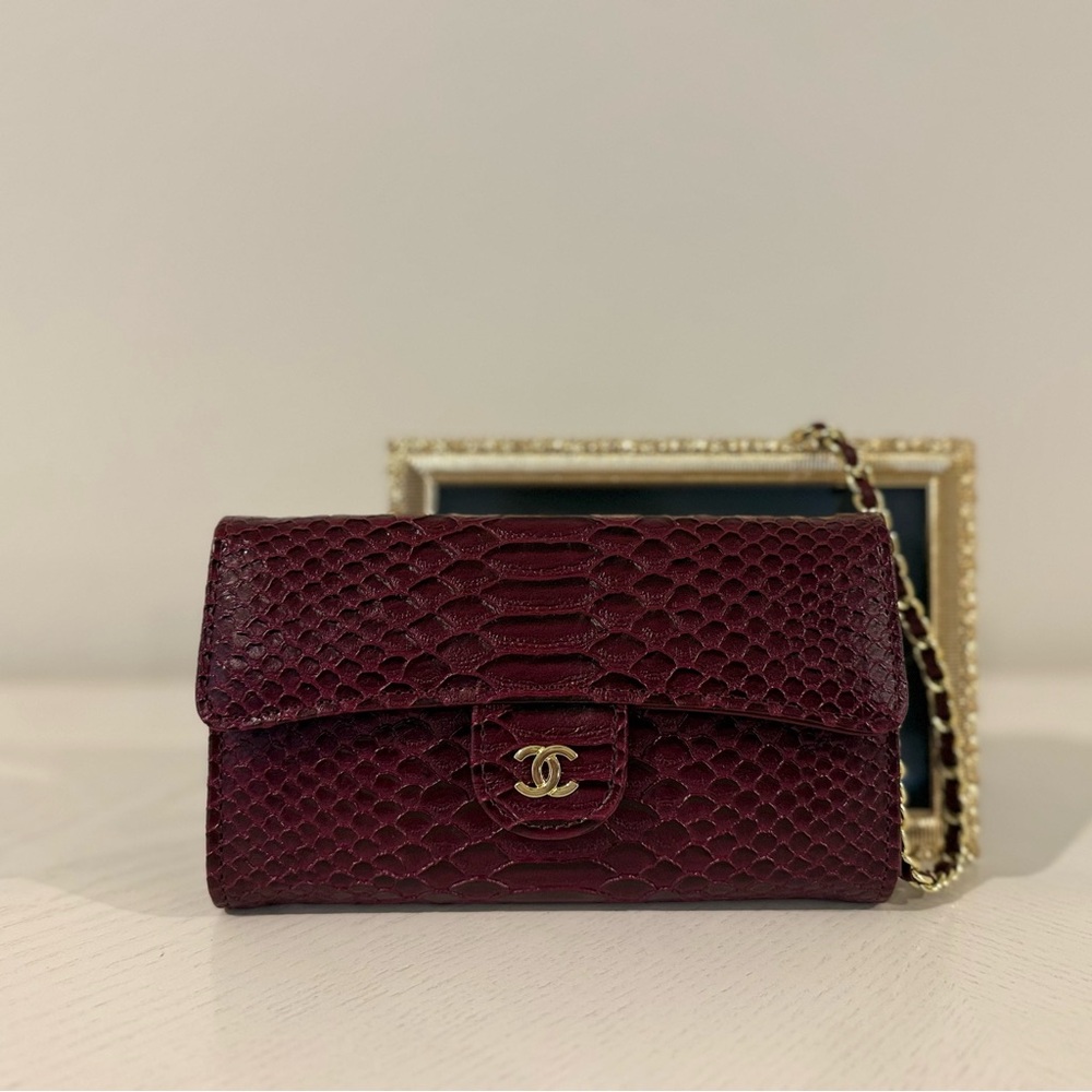 CHANEL Beauté Burgundy/Brown Python/Snake Skin Co… - image 3